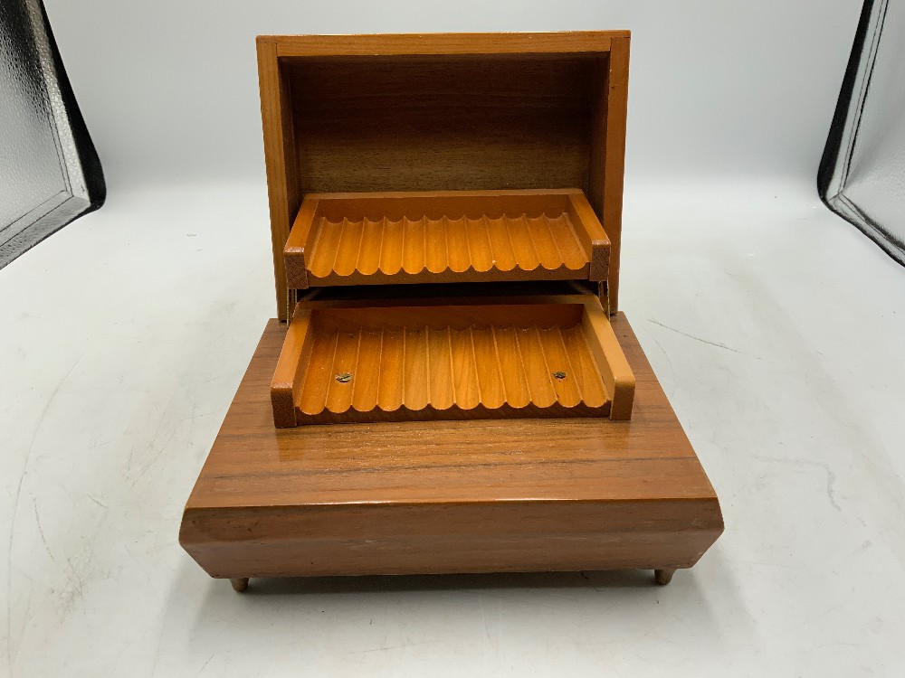 Vintage Wood Cigarette Box