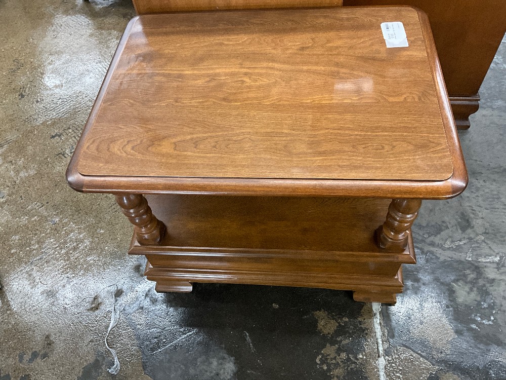 Ethan Allen 2 Tier End Table