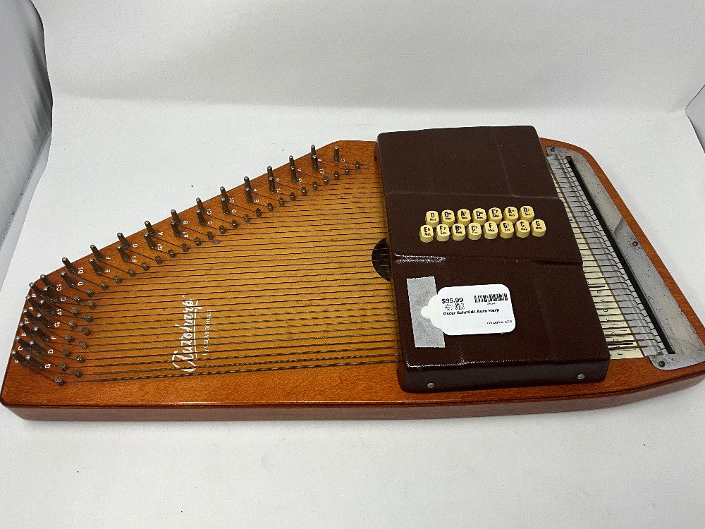 Oscar Schmidt Auto Harp