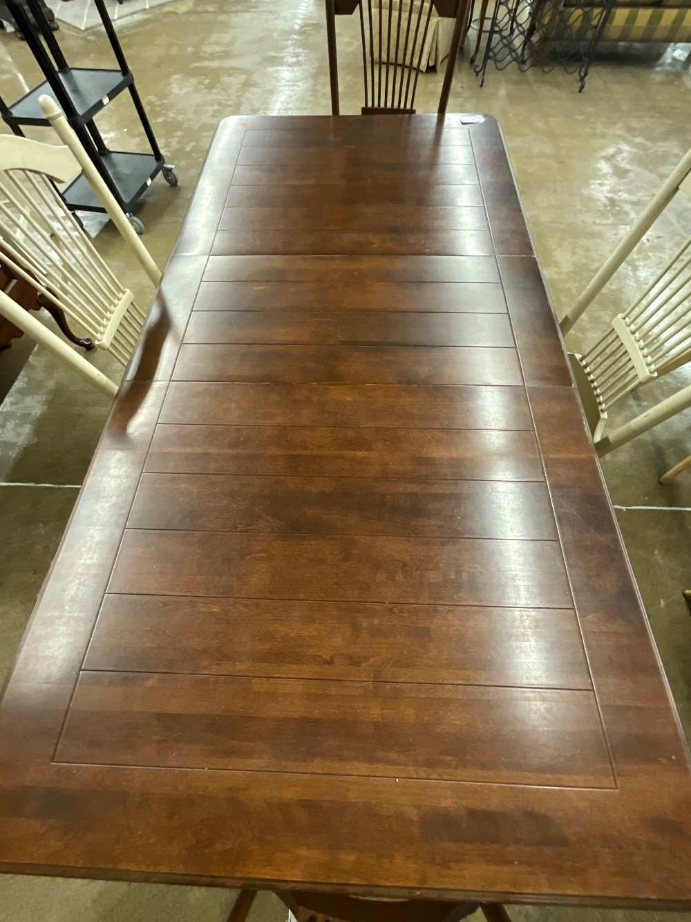Canadian Table w/ 4 Chairs & Leaf
