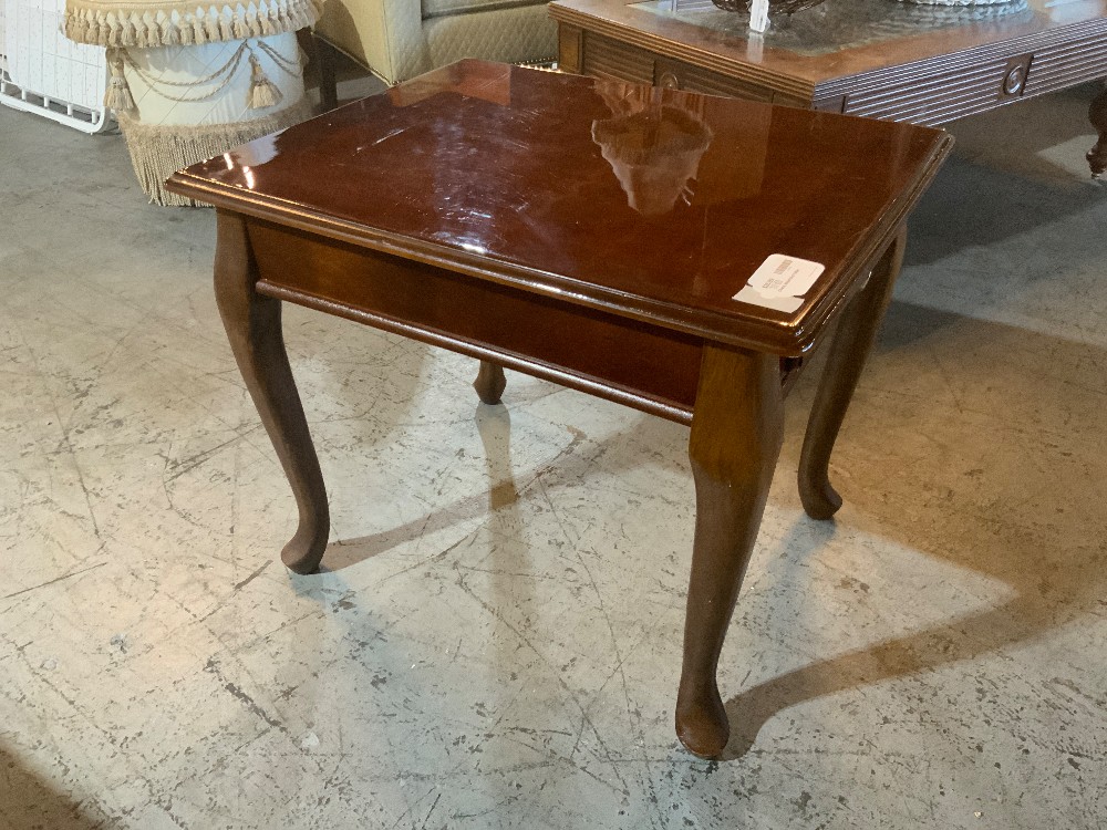 Cherry Wood End Table