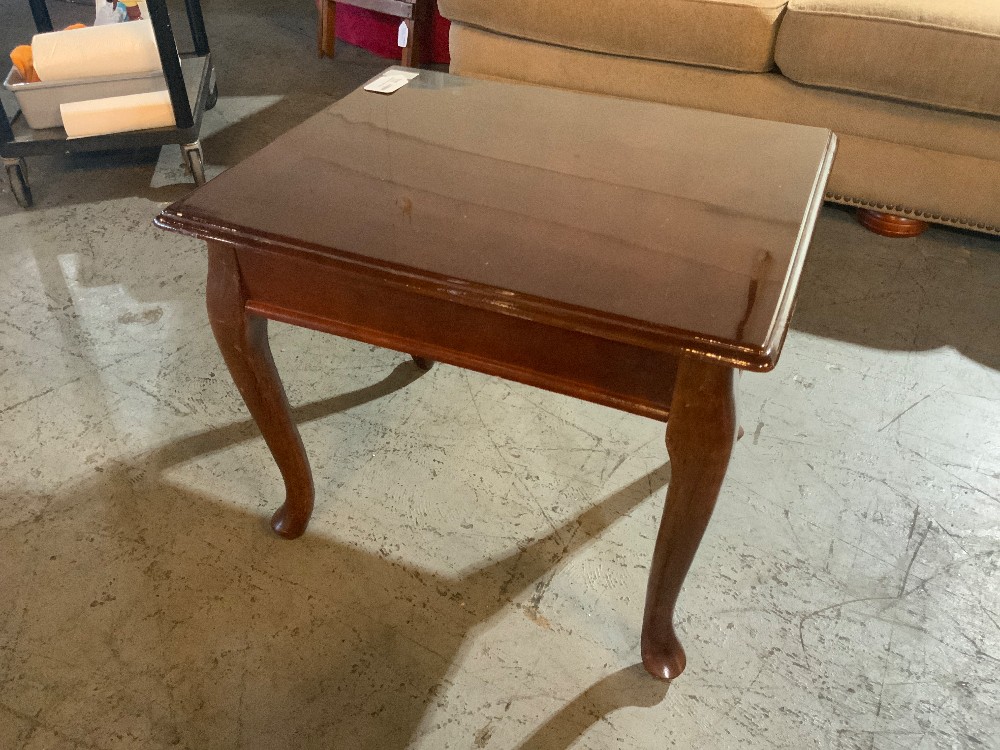 Cherry Wood End Table