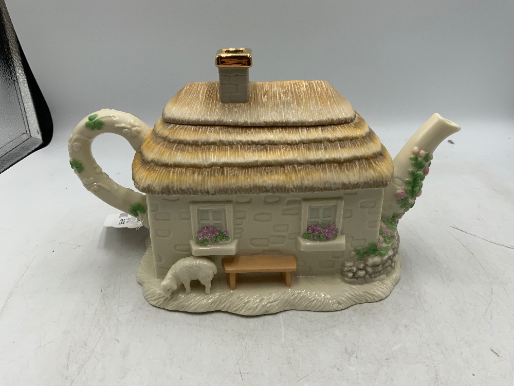 Lenox Irish Blessing Teapot Set 1 Lg, 2 Sm.