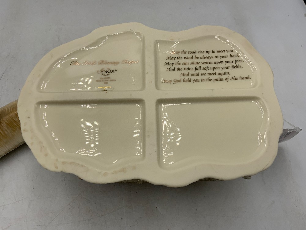 Lenox Irish Blessing Teapot Set 1 Lg, 2 Sm.