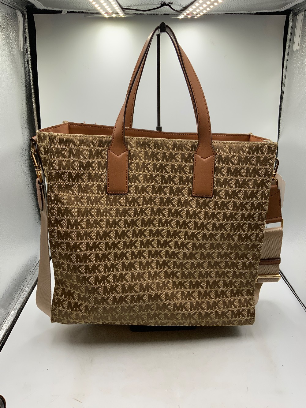 Michael Kors Tote