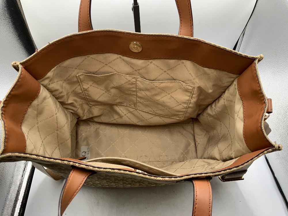 Michael Kors Tote