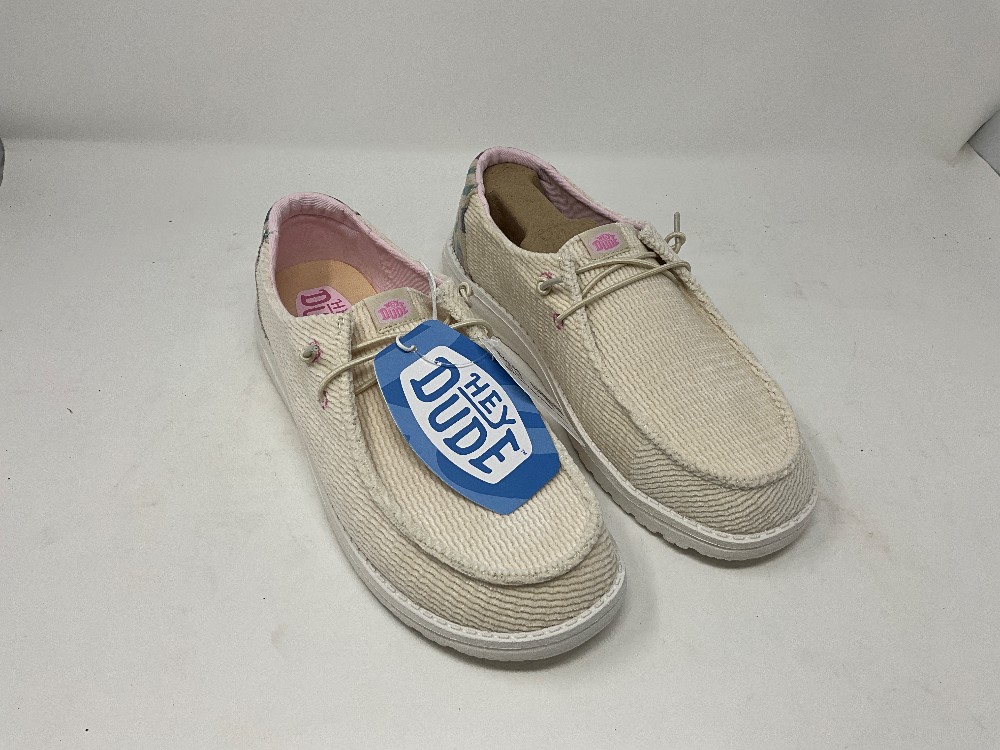 NEW Ivory Hey Dudes - Sz. 11