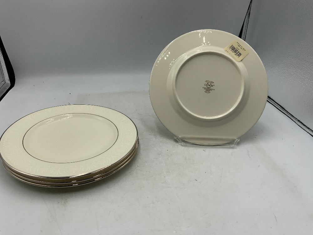 Lenox Courtyard Platinum Dish Set