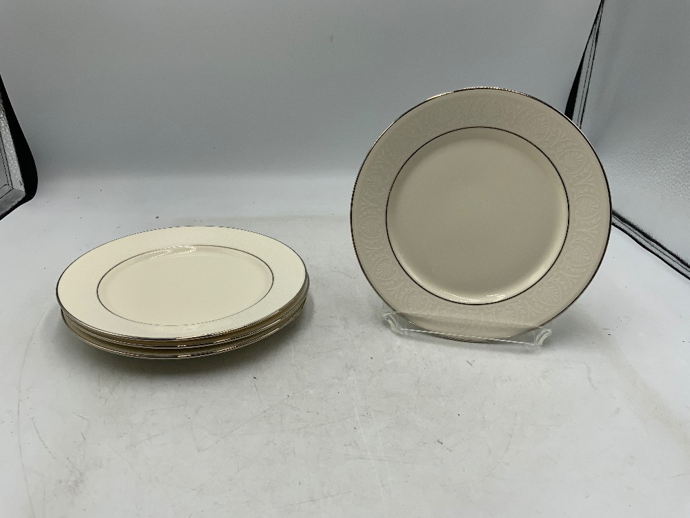 Lenox Courtyard Platinum Dish Set