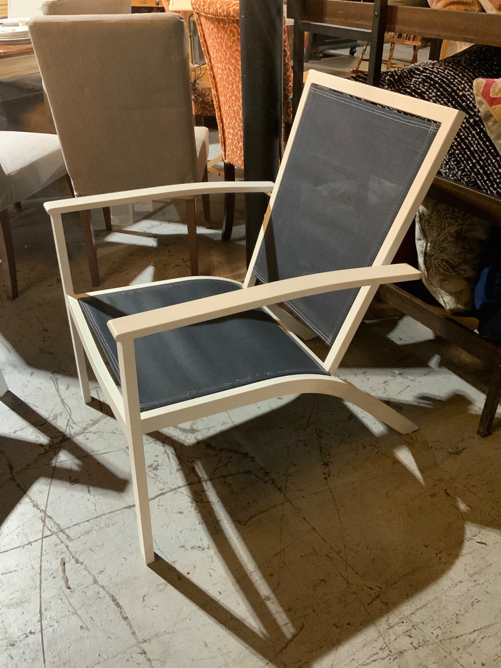 Black/White Metal Outdoor Chair