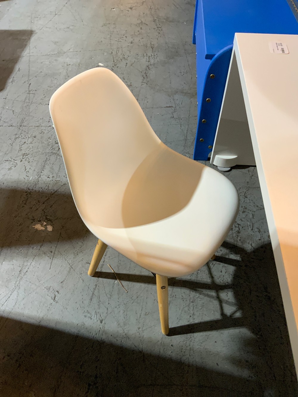 Kids Sm Table w/ Chair