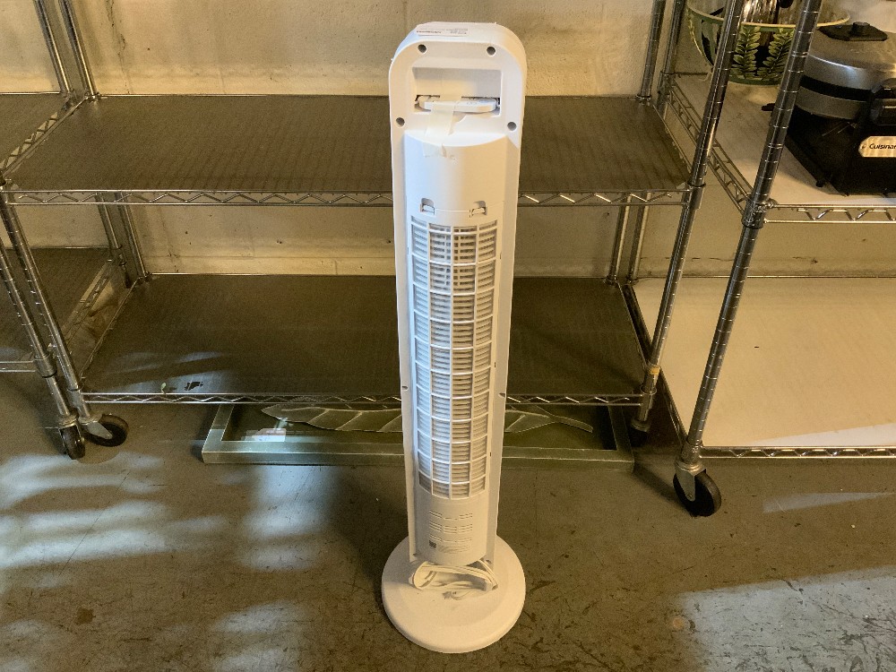 Omni Breeze Tower Fan with Remote
