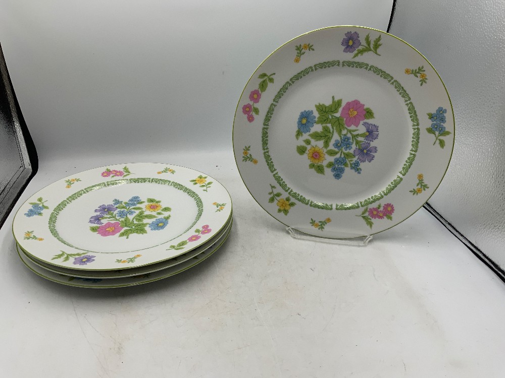 Mikasa Flower Show Dish Set