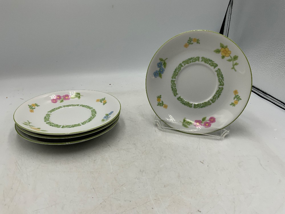Mikasa Flower Show Dish Set