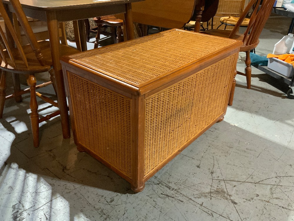 Light Wood Woven Chest With *REMOVABLE* Glass Top