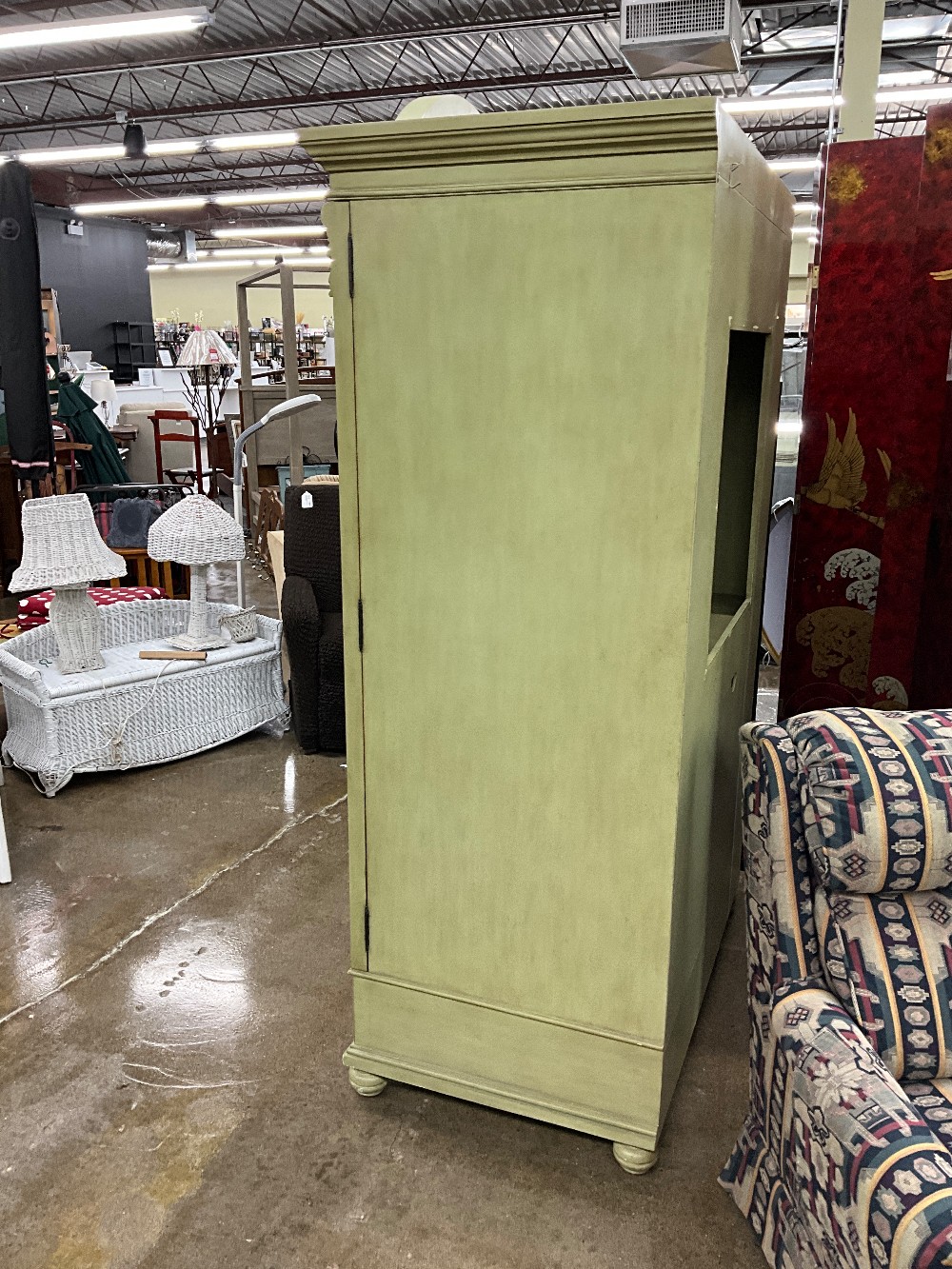 Aurhaus Green Clothing Armoire