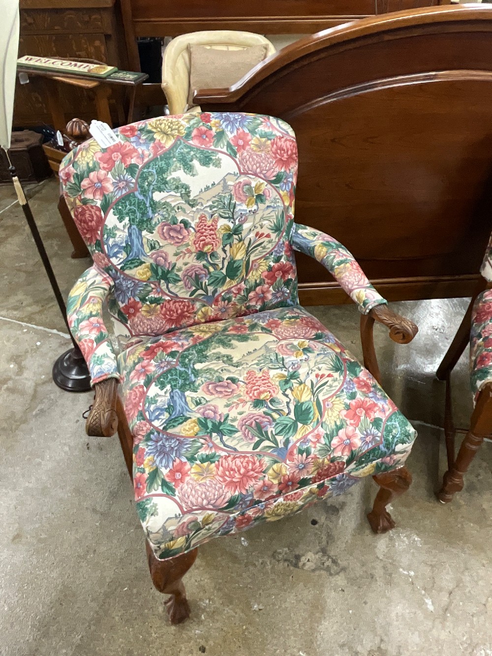 Accent Chair w/ Padded Arms