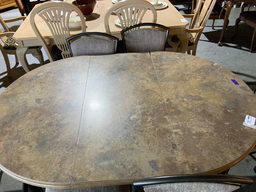 Dining Table w/ 6 Chairs & Leaf