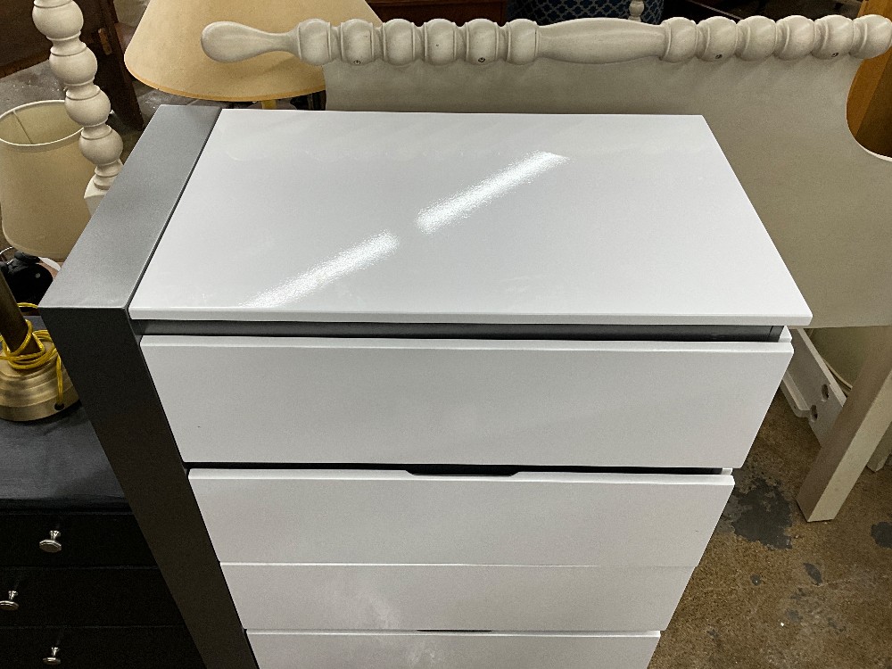 Furniture of America White & Grey Dresser