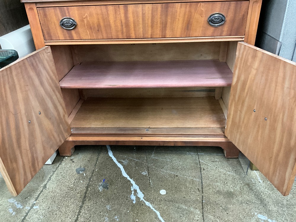1pc Hutch