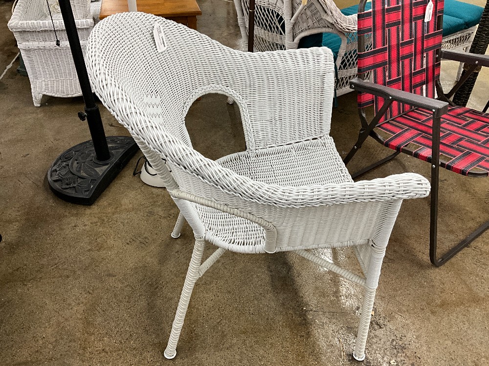White Wicker Patio Chair