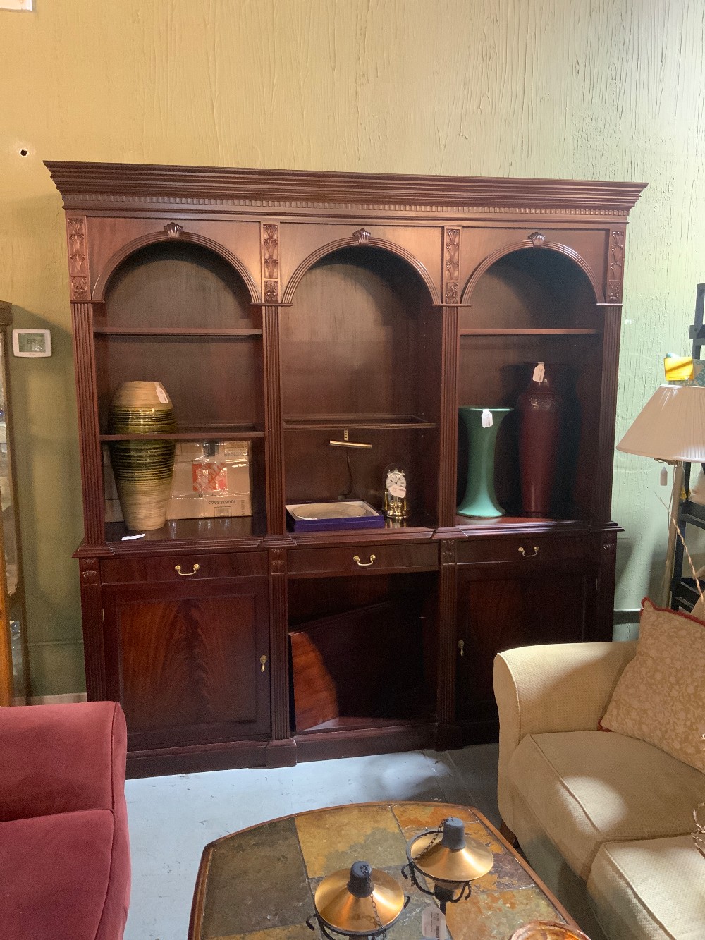 XL Hutch Credenza Lighted