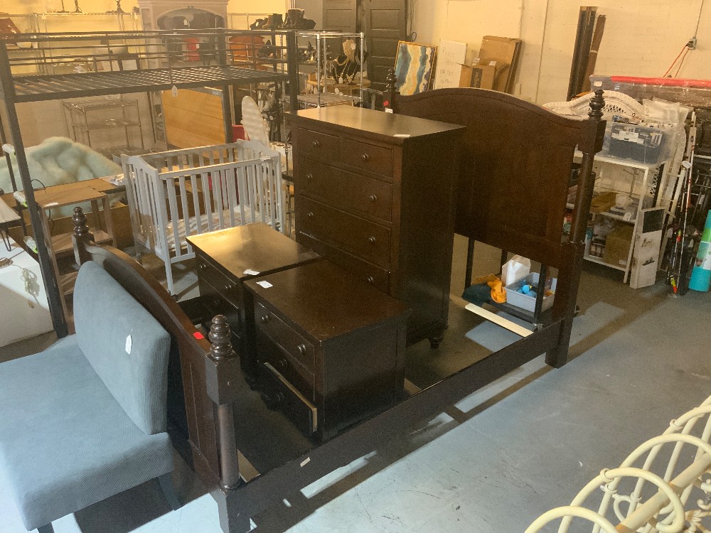 Ashley Queen Bed w/ HB,FB,Rails & Slats