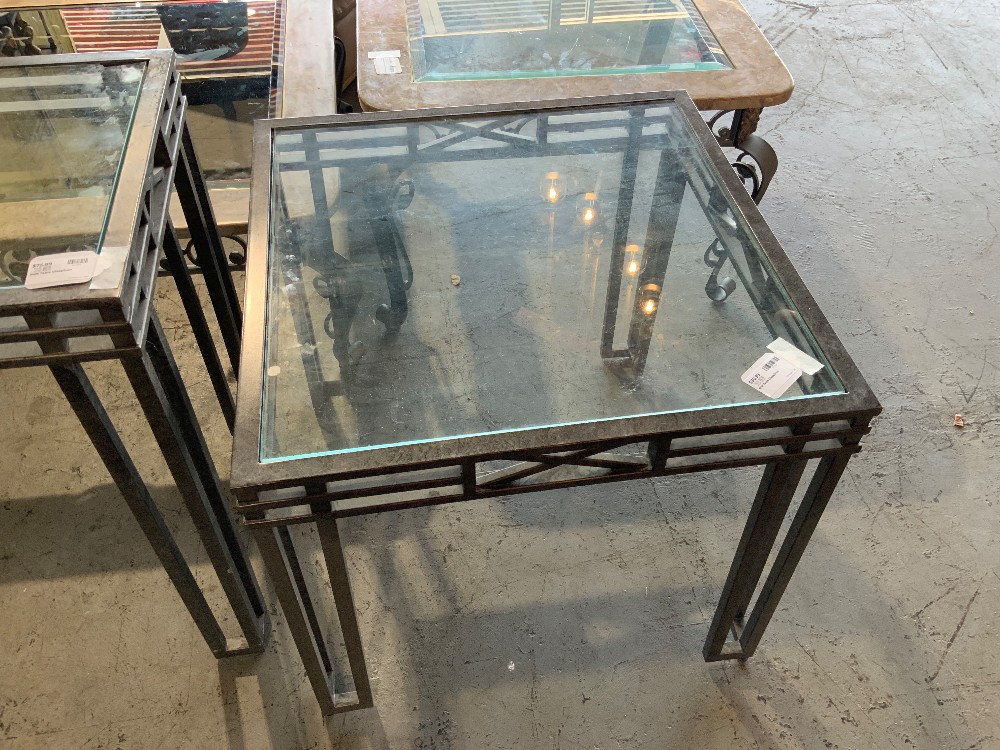 End Table Glass/Iron
