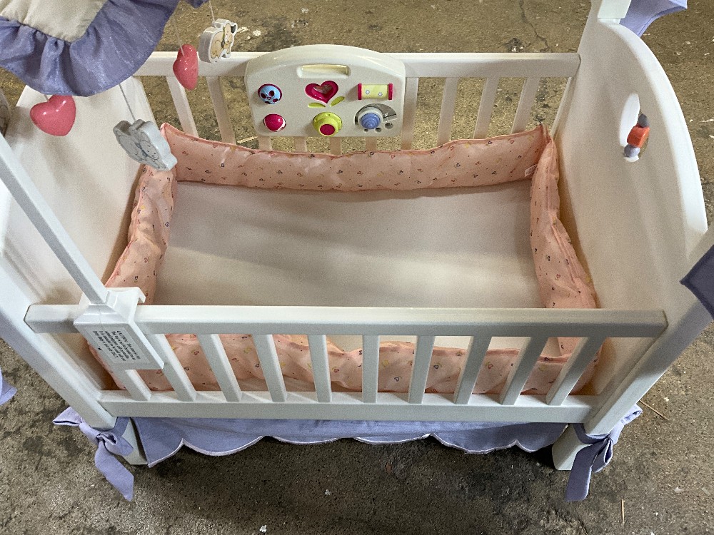 American Girl Bitty Baby Crib W/ Accessories