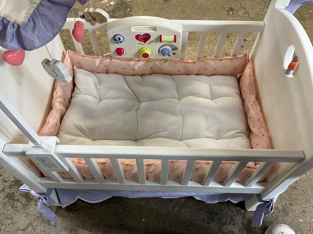 American Girl Bitty Baby Crib W/ Accessories