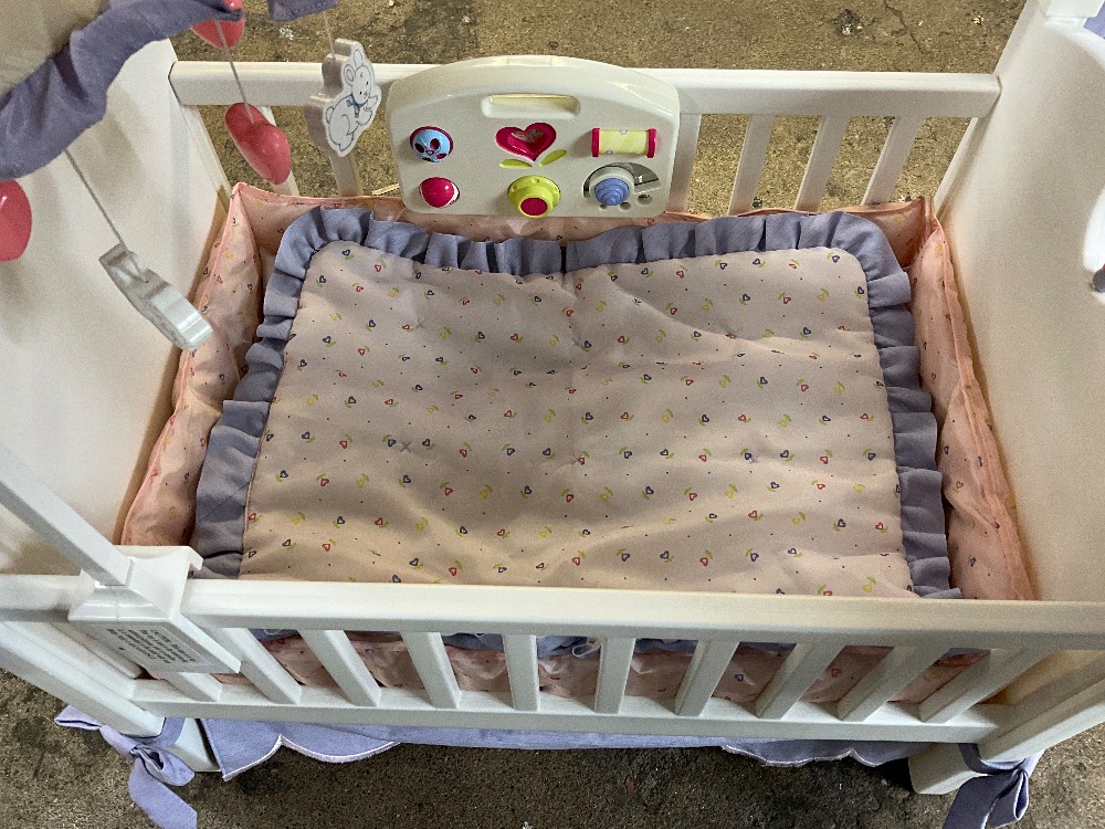 American Girl Bitty Baby Crib W/ Accessories