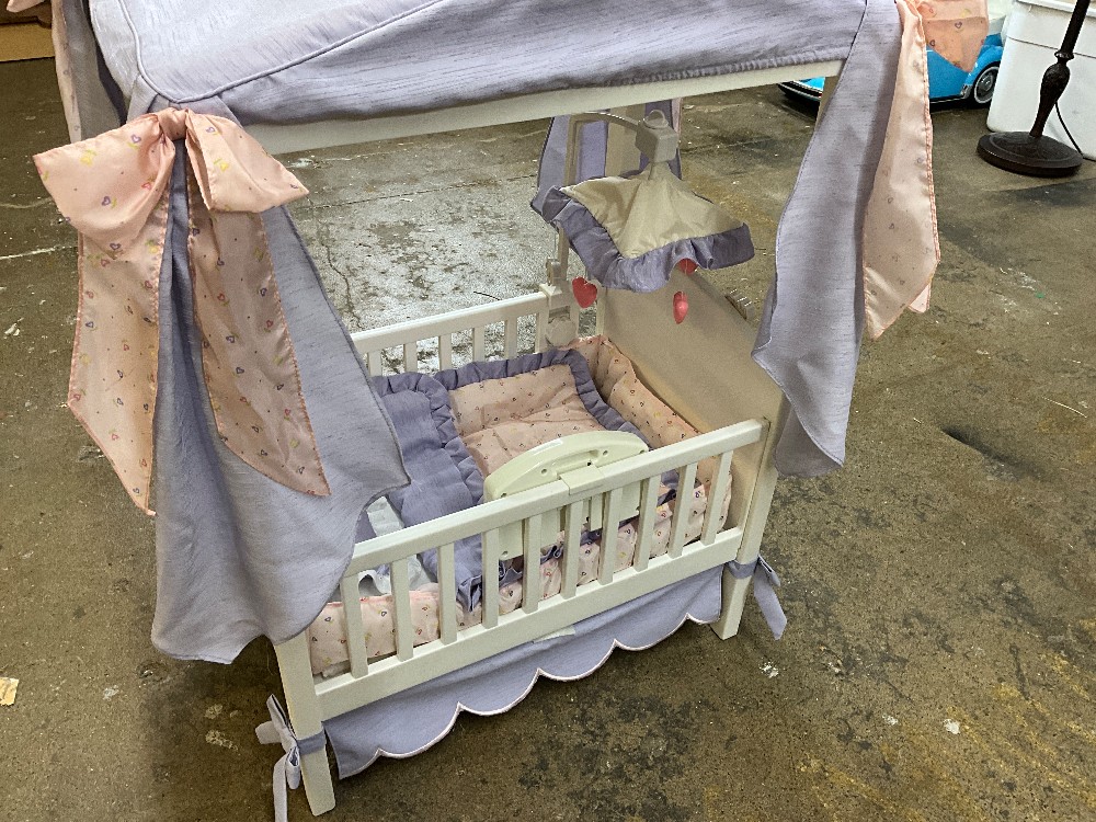 American Girl Bitty Baby Crib W/ Accessories