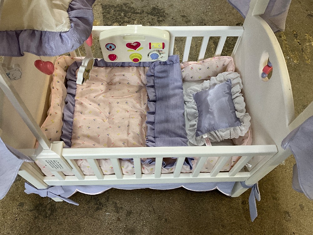 American Girl Bitty Baby Crib W/ Accessories