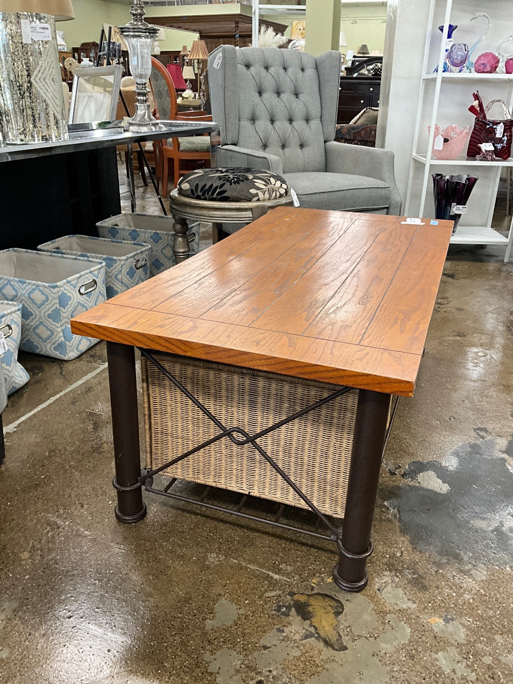 Coffee Table W/ Baskets