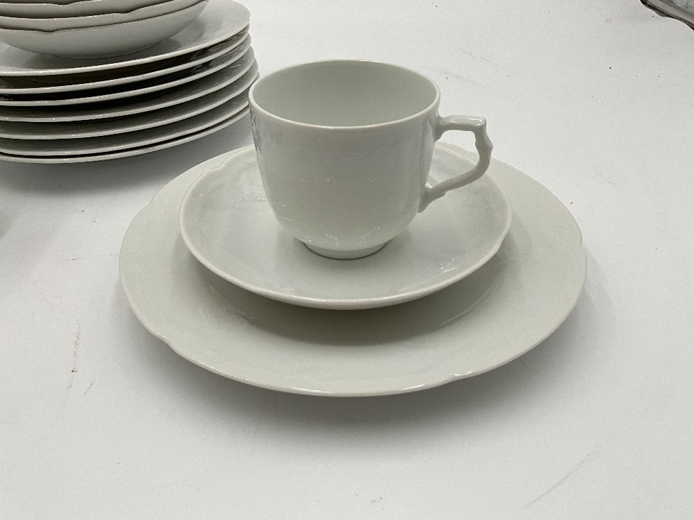 24 Pc Kauser Germany Dubarry Dessert Set