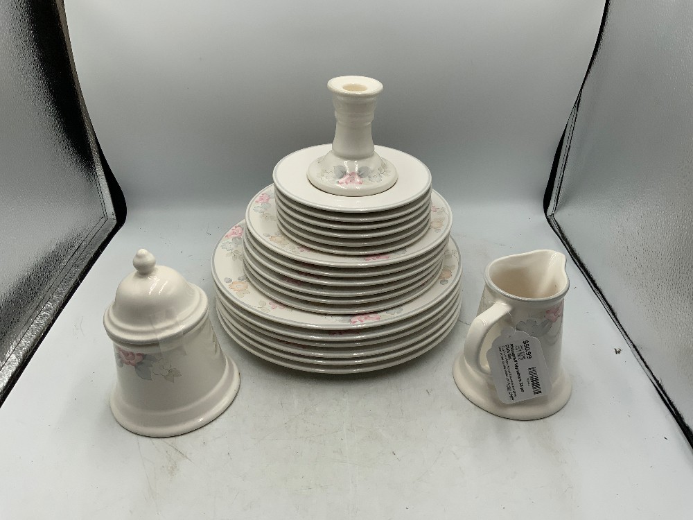 Pfaltzgraff Wyndham 33 pc Dish Set