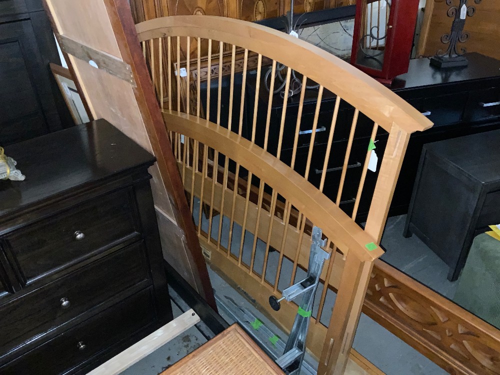 Stanley Queen HB,FB,Siderails w/ Metal Frame