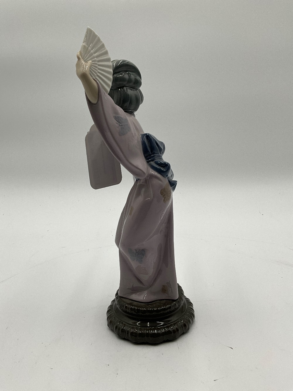 Lladro Madame Butterfly Figurine