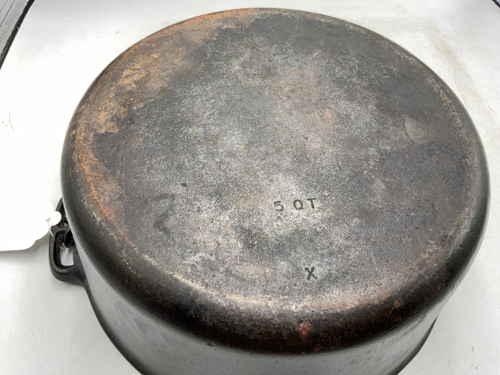 Cast Iron Pot w/ Handle 5 Qt. No Lid