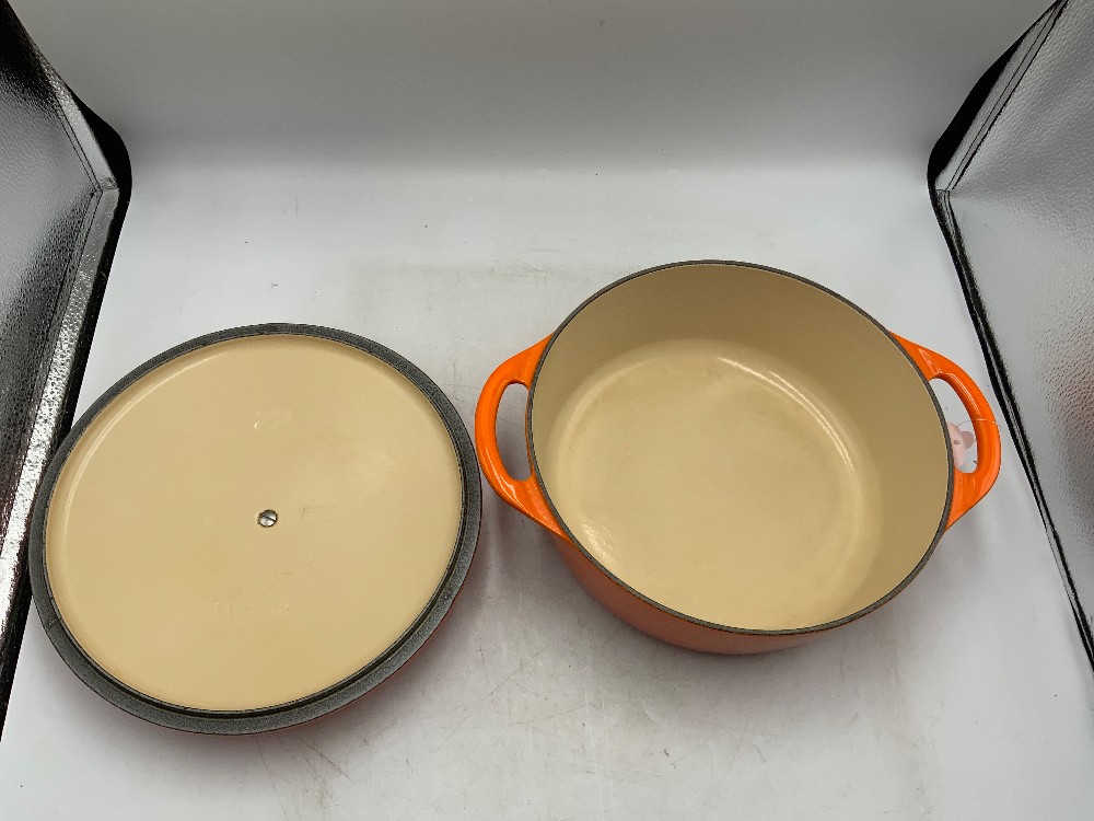 Le Creuset #22 French / Dutch Oven