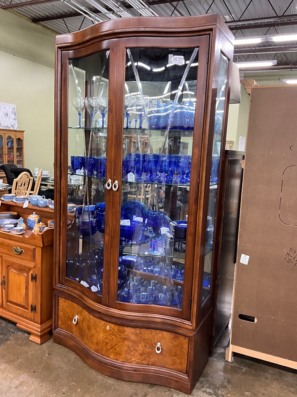 Thomasville XL Curio