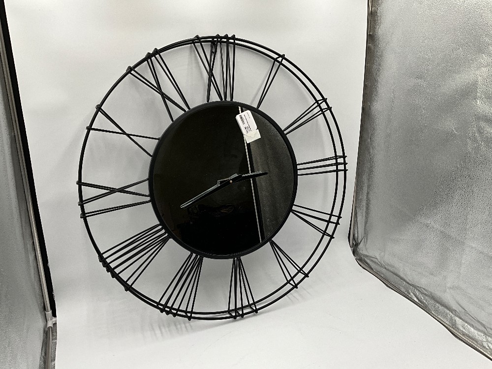 Large Round Mirrored Clock