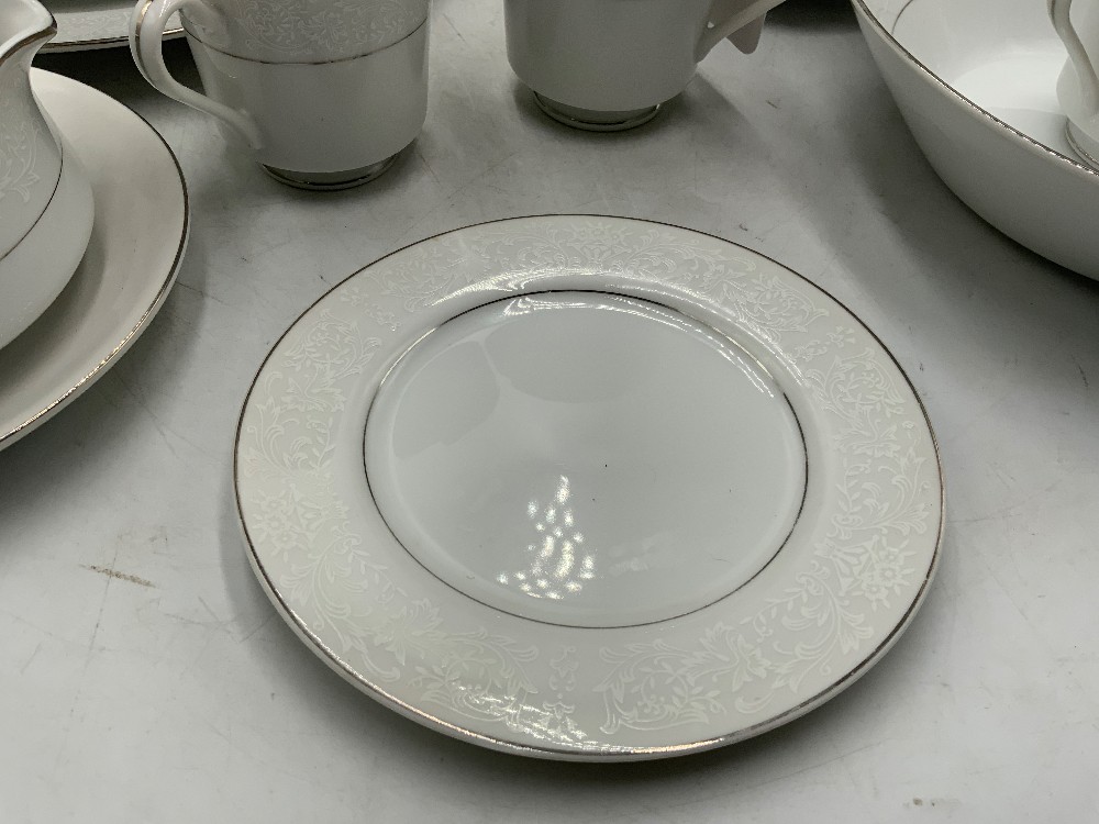 Wakefield Fine China 66 pc Dish Set