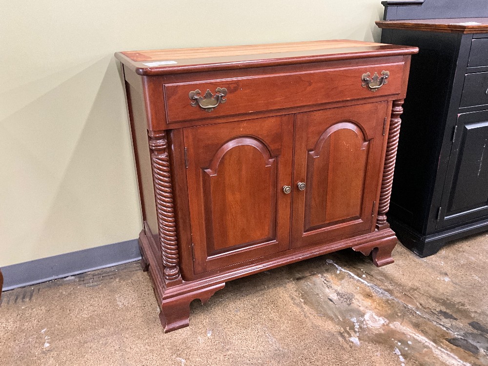 Willet Hutch Bottom Only