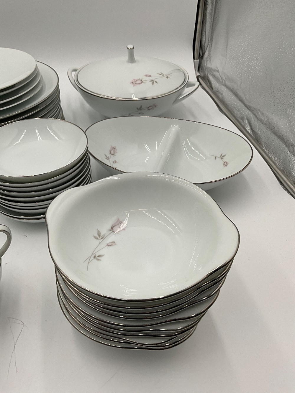 Noritake Pasadend China - 4 place setting w/ Serving Pieces