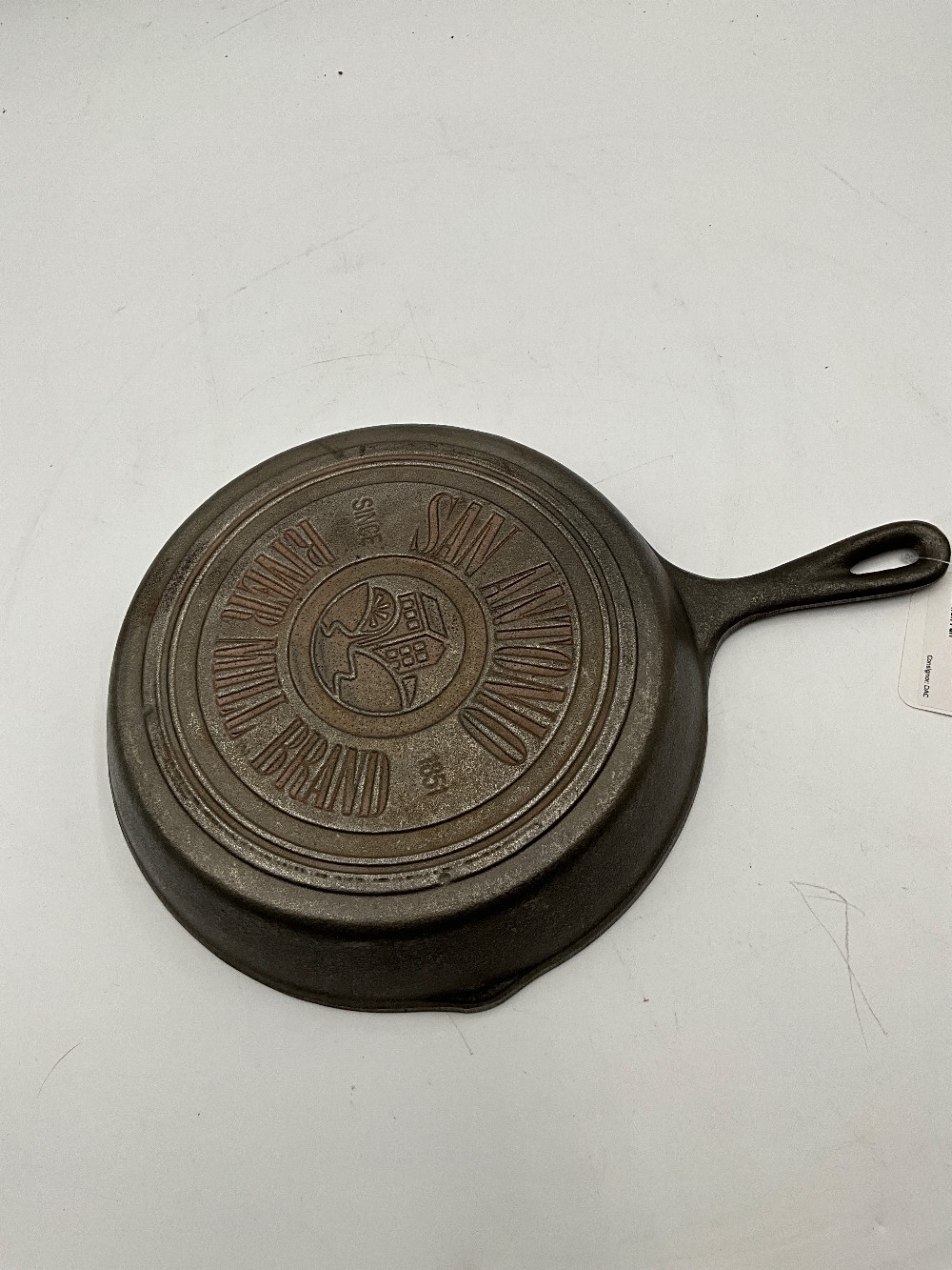 VTg San Antonio River Mill Cast Iron Pan