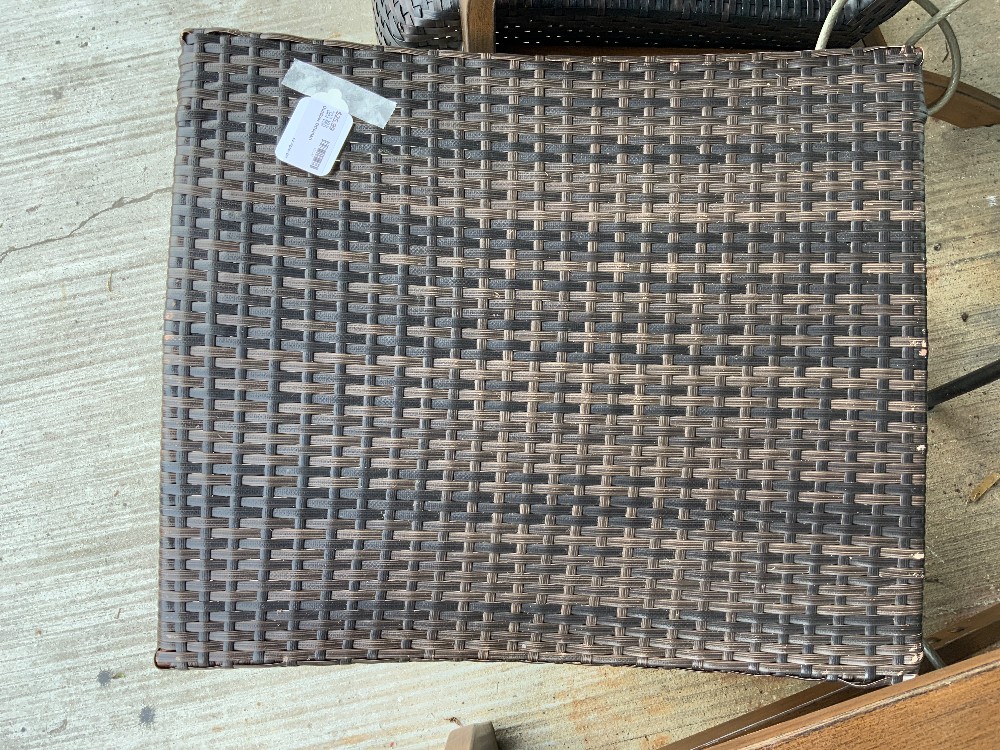 Outdoor Ottoman