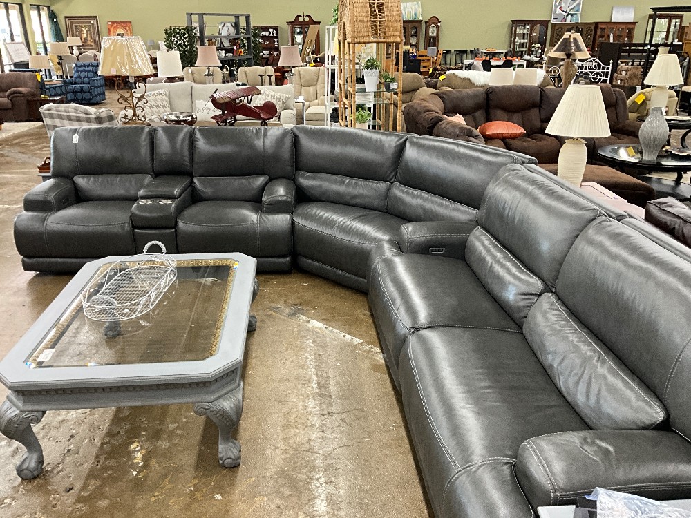 Wylder Leather Power Reclining Sectional w Power Headrest