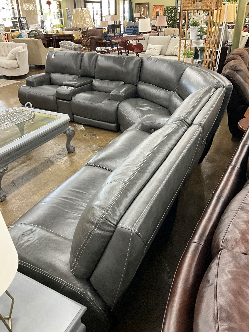 Wylder Leather Power Reclining Sectional w Power Headrest