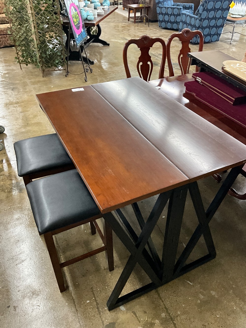 Folding Bar Table With 2 Stools